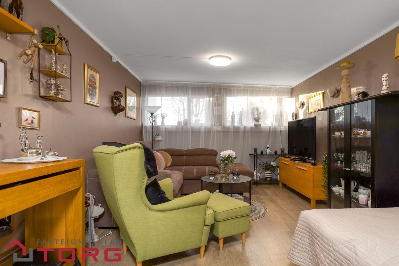 Gnoðarvogur 48 - 0201, 104 Reykjavík