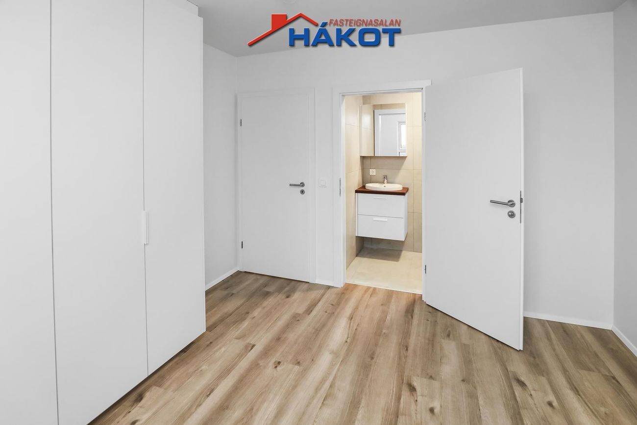 Asparskógar 18, 300 Akranes