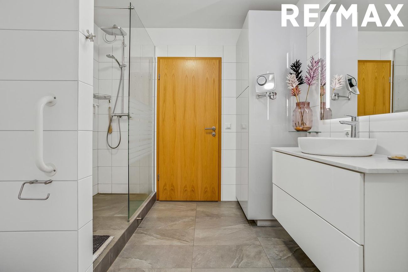 Norðurbakki 3C, 220 Hafnarfjörður