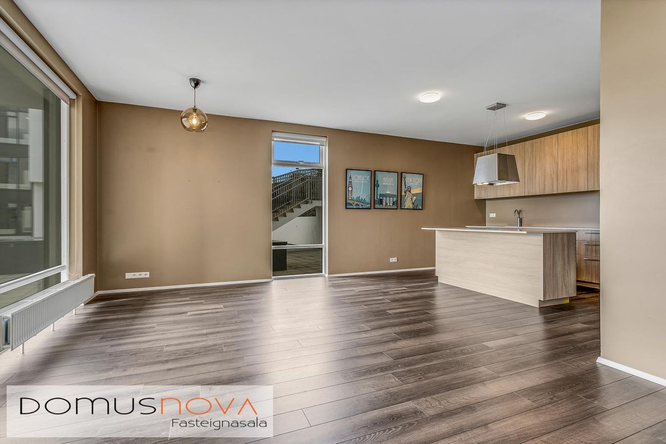 Holtsvegur 47 - 0203, 210 Garðabær