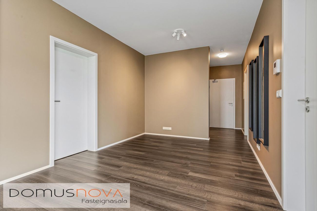 Holtsvegur 47 - 0203, 210 Garðabær