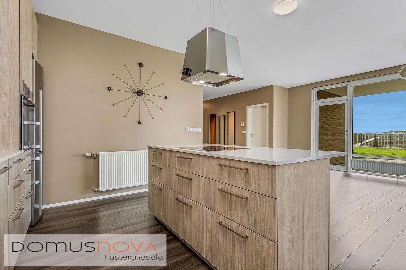 Holtsvegur 47 - 0203, 210 Garðabær