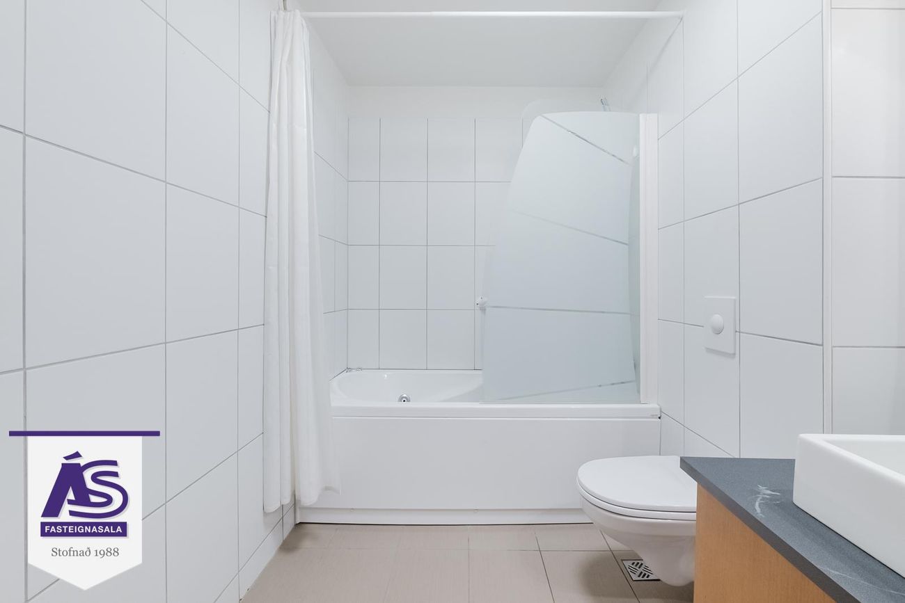 Norðurbakki 23 - 0105, 220 Hafnarfjörður
