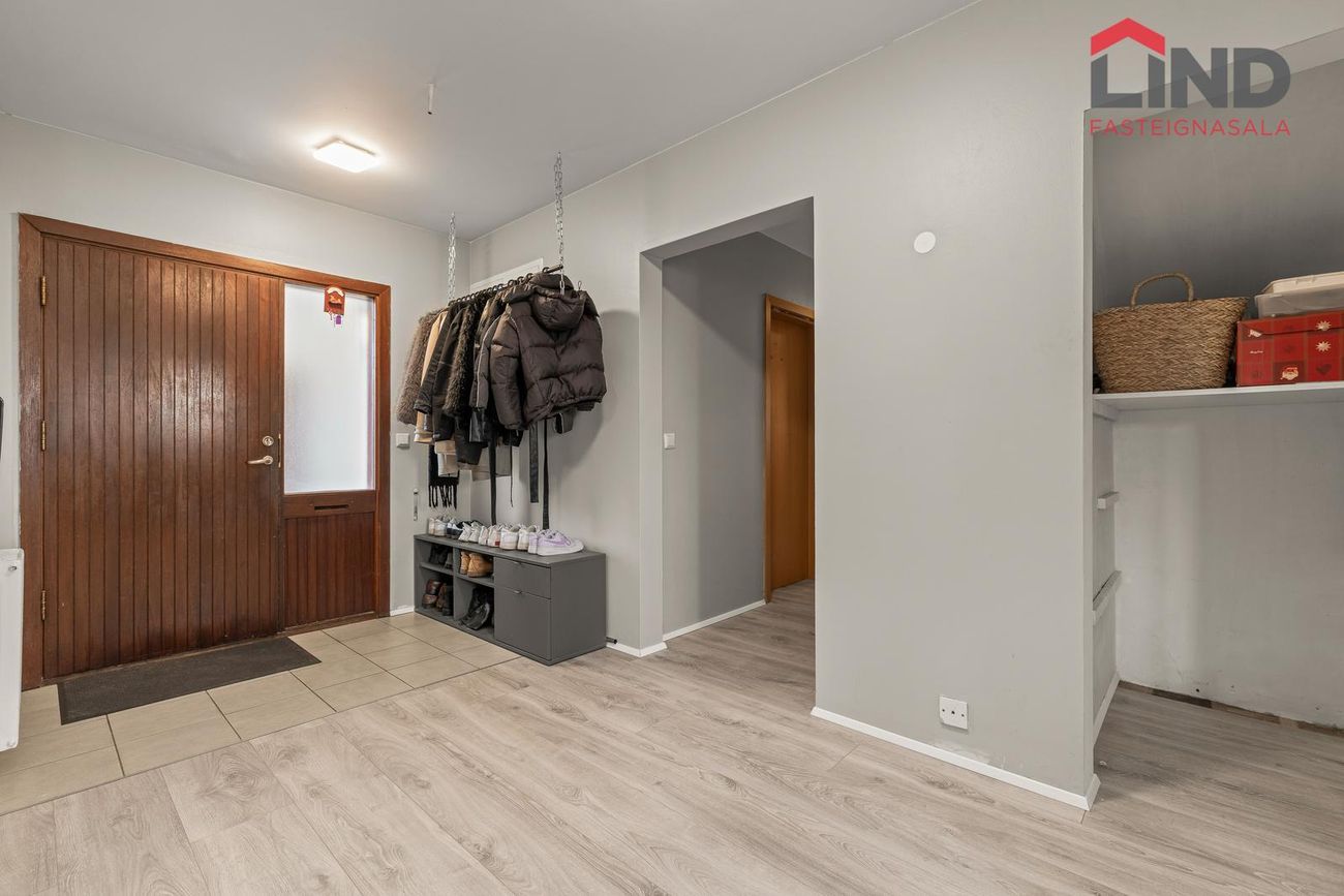 Kaldakinn 25, 220 Hafnarfjörður