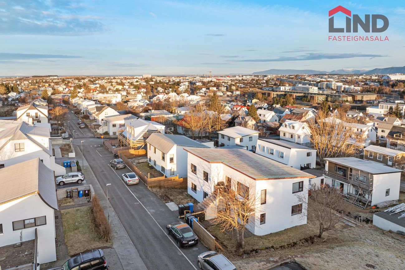 Kaldakinn 25, 220 Hafnarfjörður