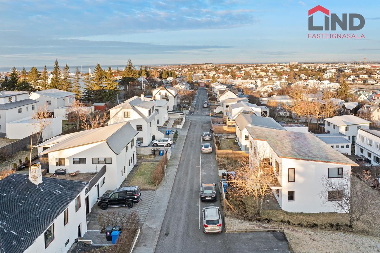 Kaldakinn 25, 220 Hafnarfjörður
