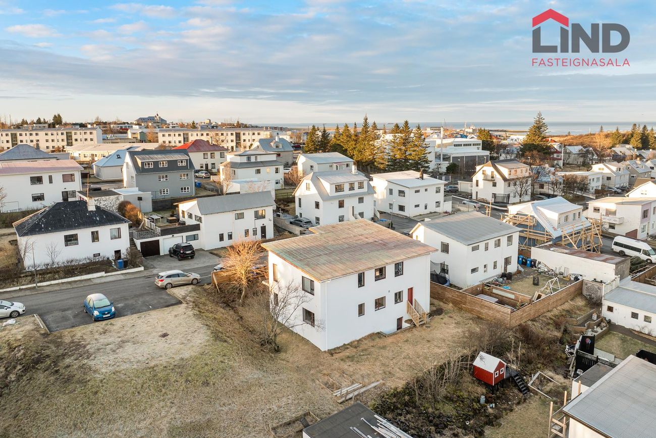 Kaldakinn 25, 220 Hafnarfjörður