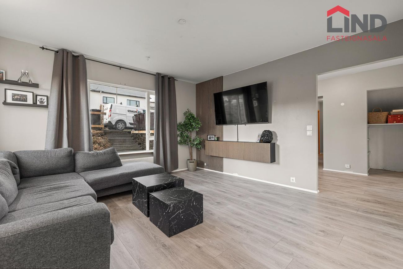 Kaldakinn 25, 220 Hafnarfjörður