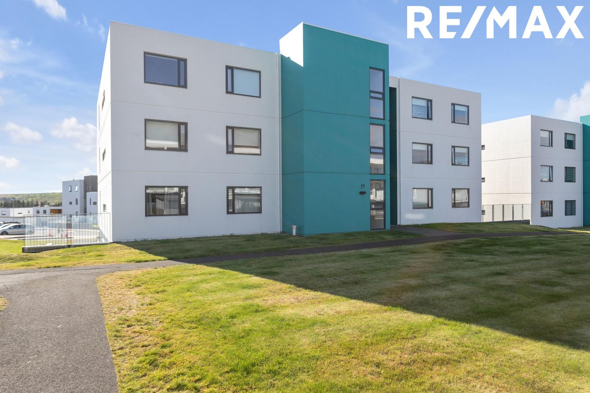 Vefarastræti 19, 270 Mosfellsbær