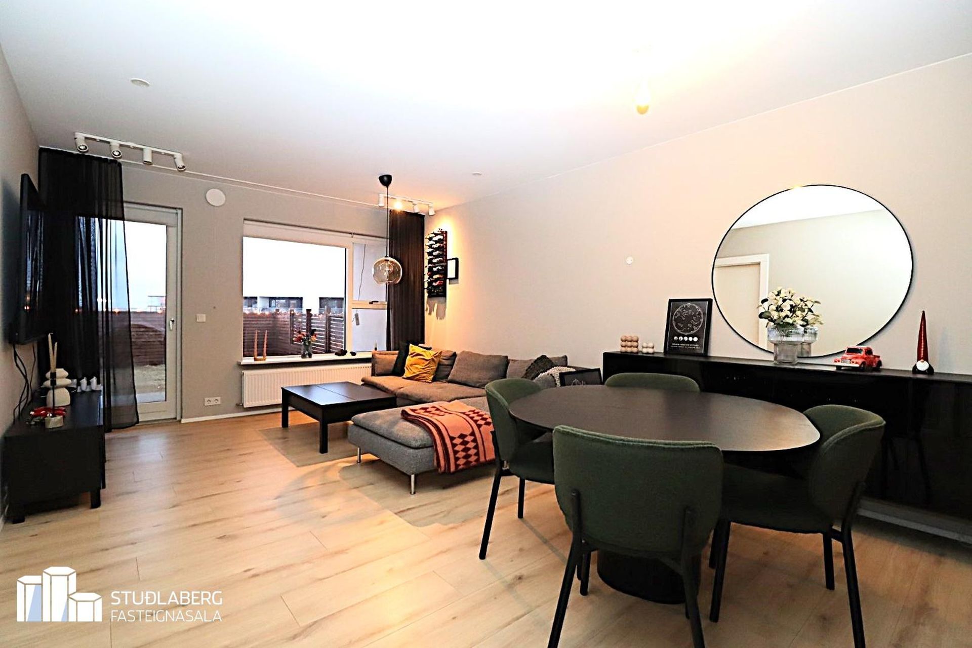 Dalsbraut 22, 260 Reykjanesbær