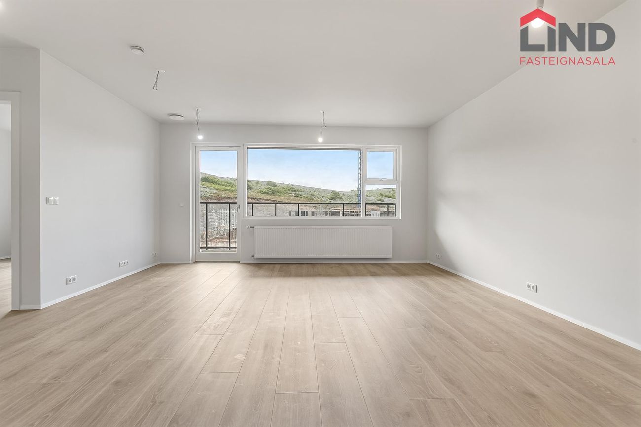 Baughamar 3, 221 Hafnarfjörður