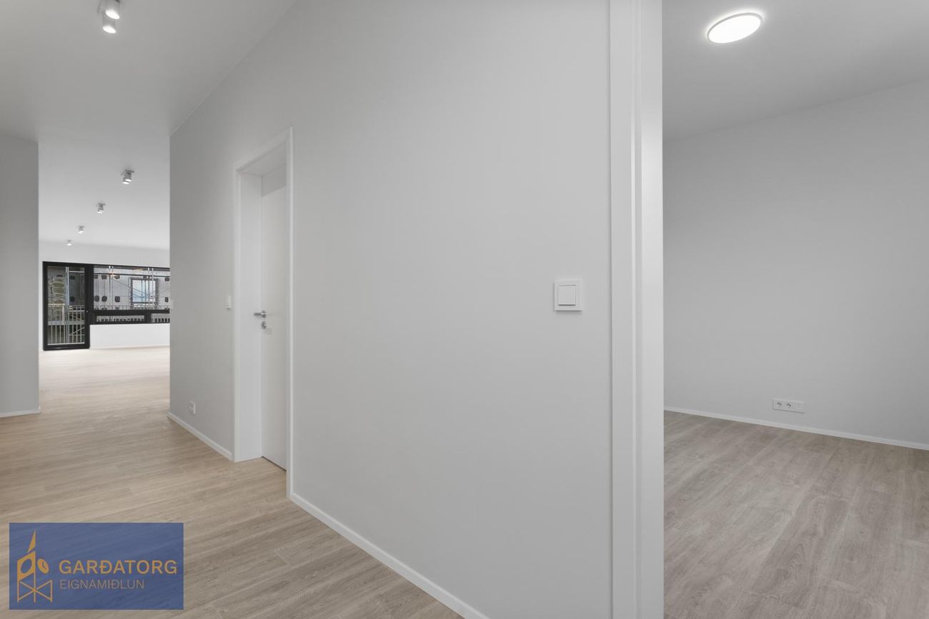 Hrafnaborg 3, 190 Sveitarfélagið Vogar