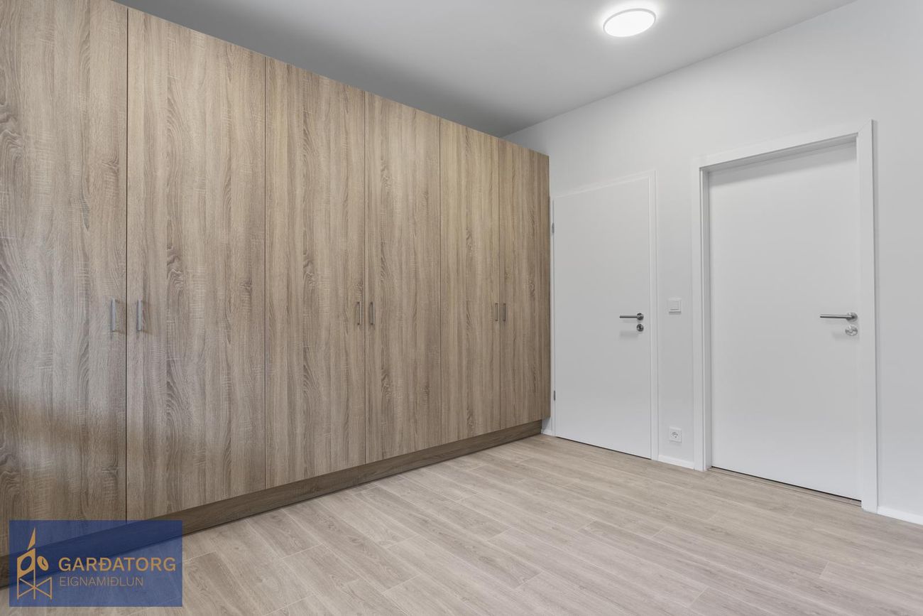 Hrafnaborg 3, 190 Sveitarfélagið Vogar