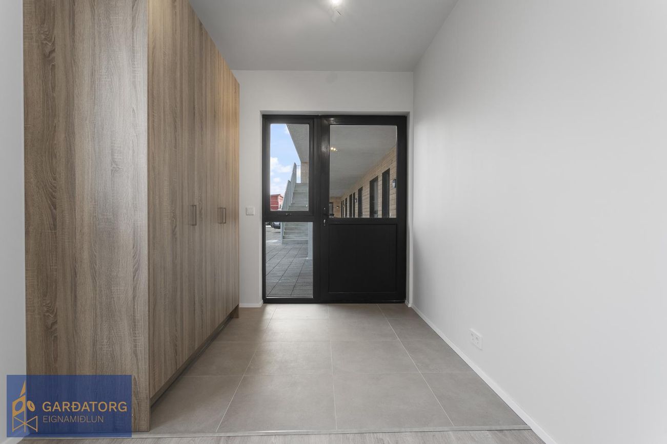 Hrafnaborg 3, 190 Sveitarfélagið Vogar