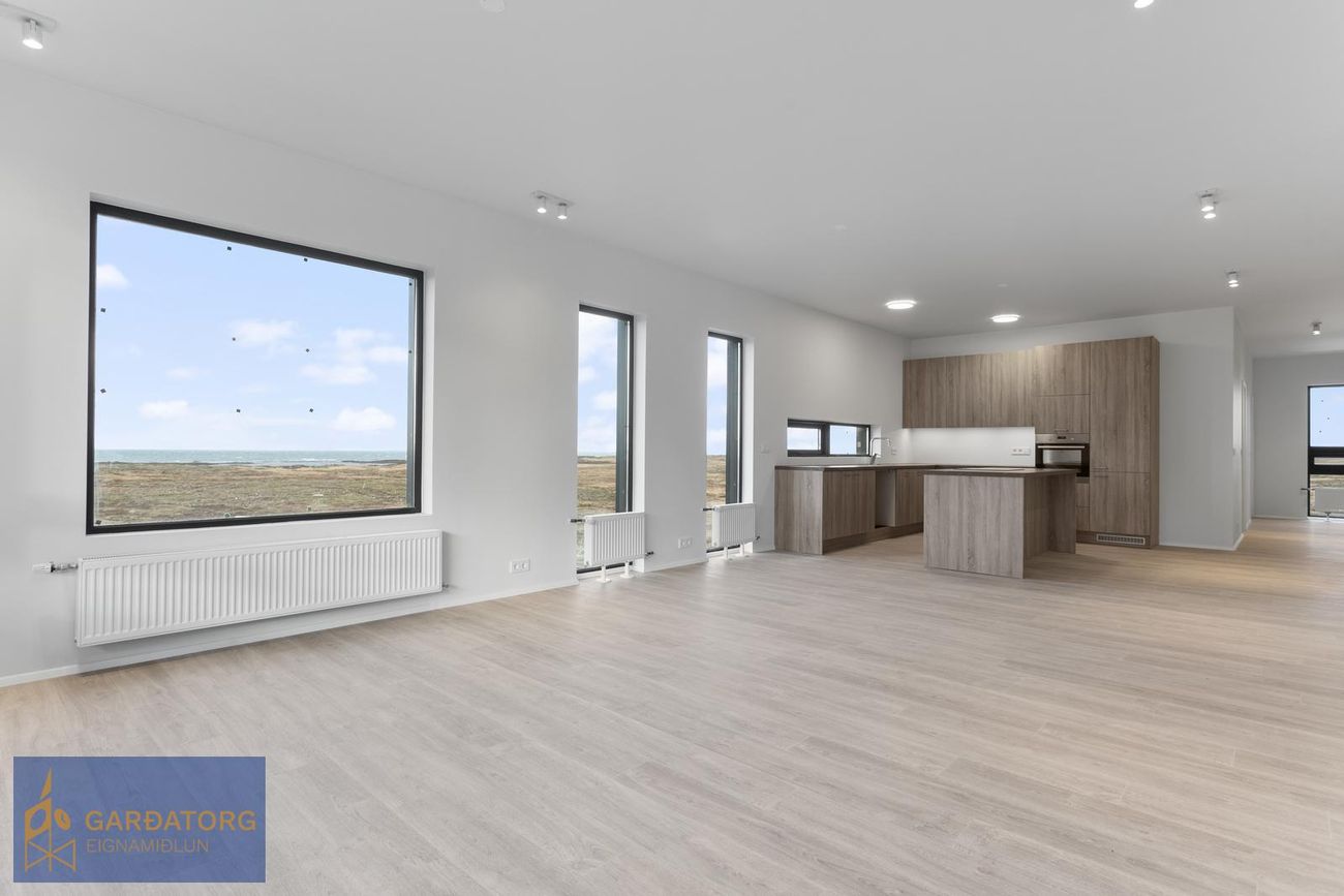 Hrafnaborg 3, 190 Sveitarfélagið Vogar