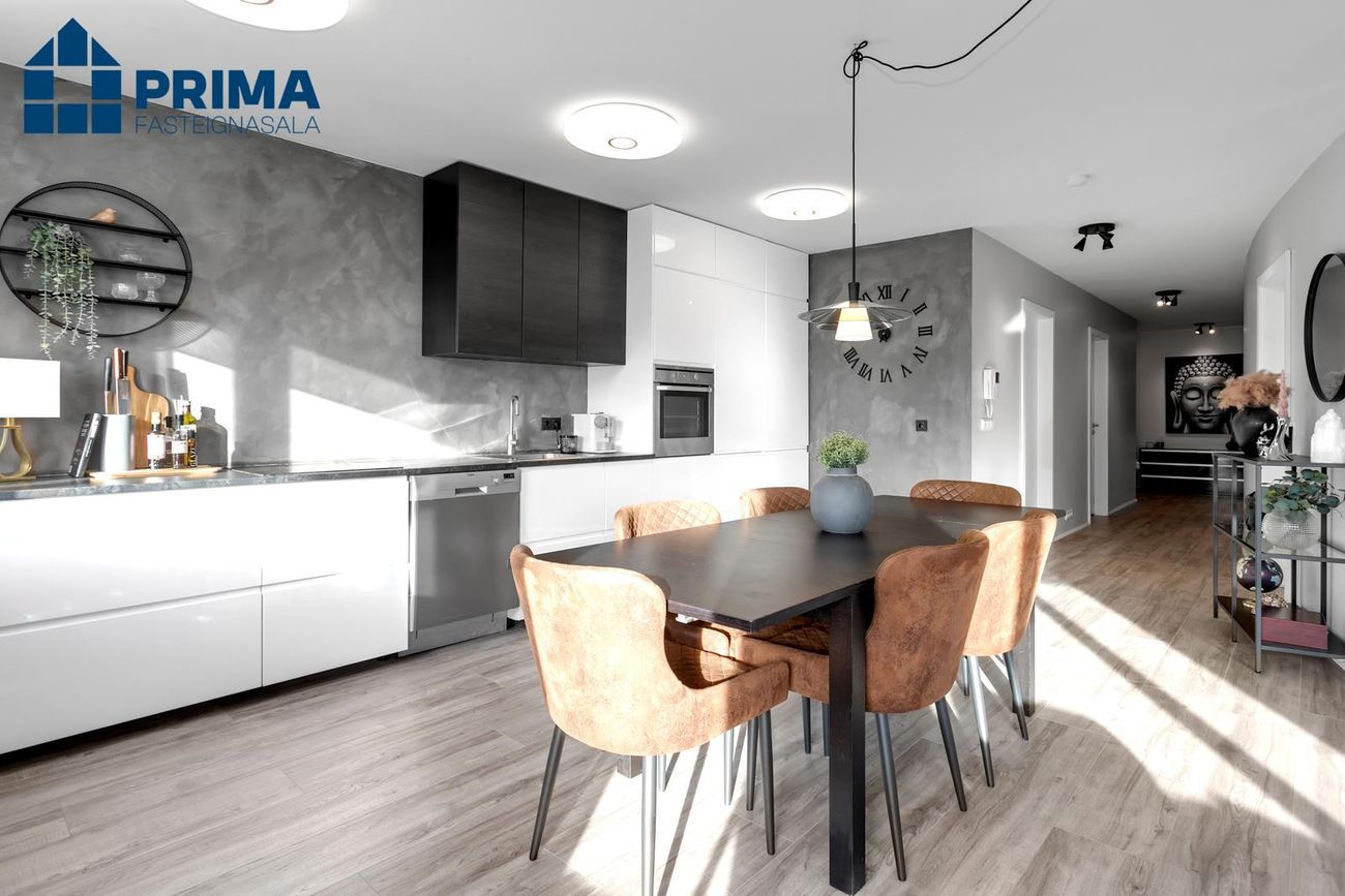 Flatahraun 1, 220 Hafnarfjörður