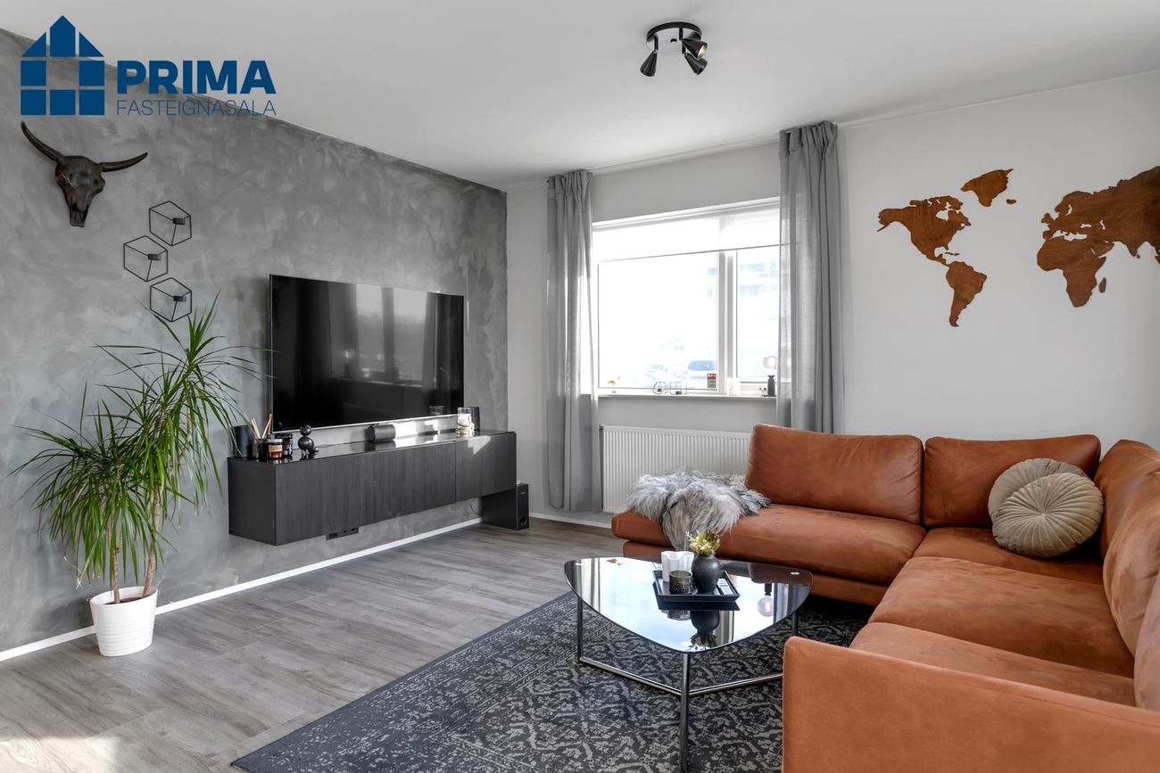 Flatahraun 1, 220 Hafnarfjörður