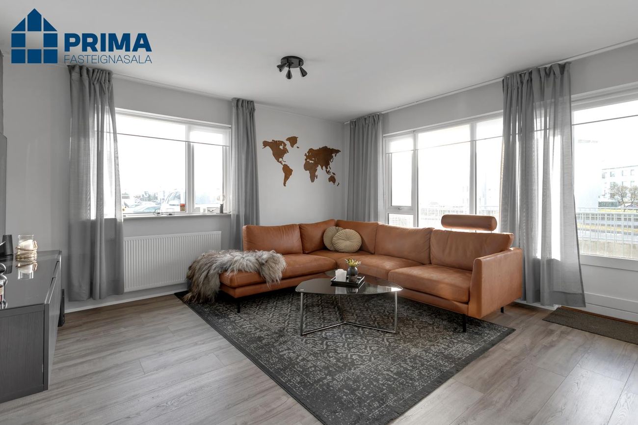 Flatahraun 1, 220 Hafnarfjörður