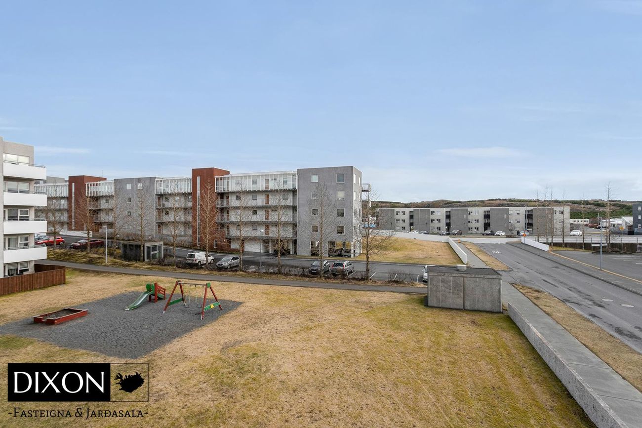 Þórðarsveigur 16, 113 Reykjavík