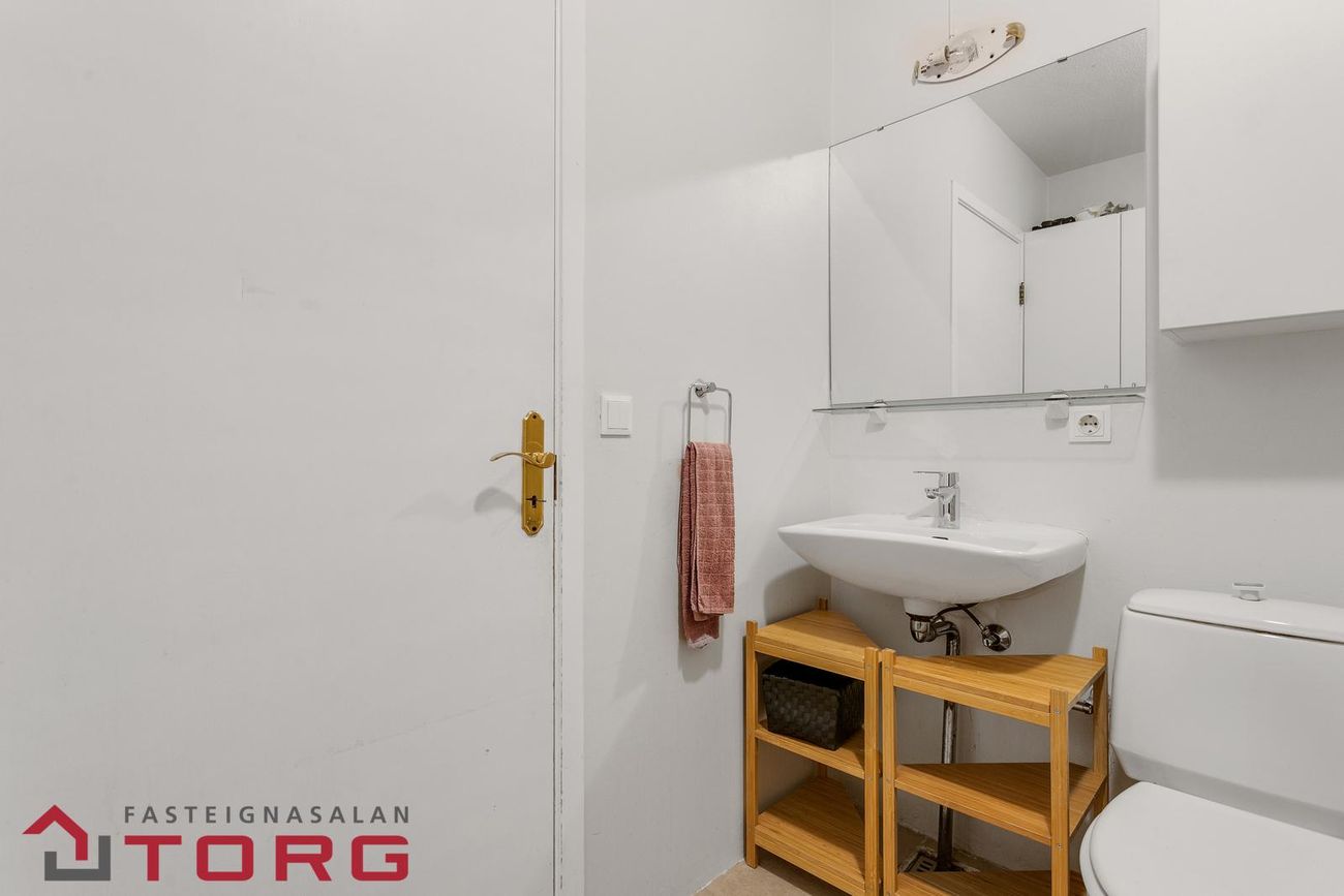 Öldugrandi 9, 107 Reykjavík