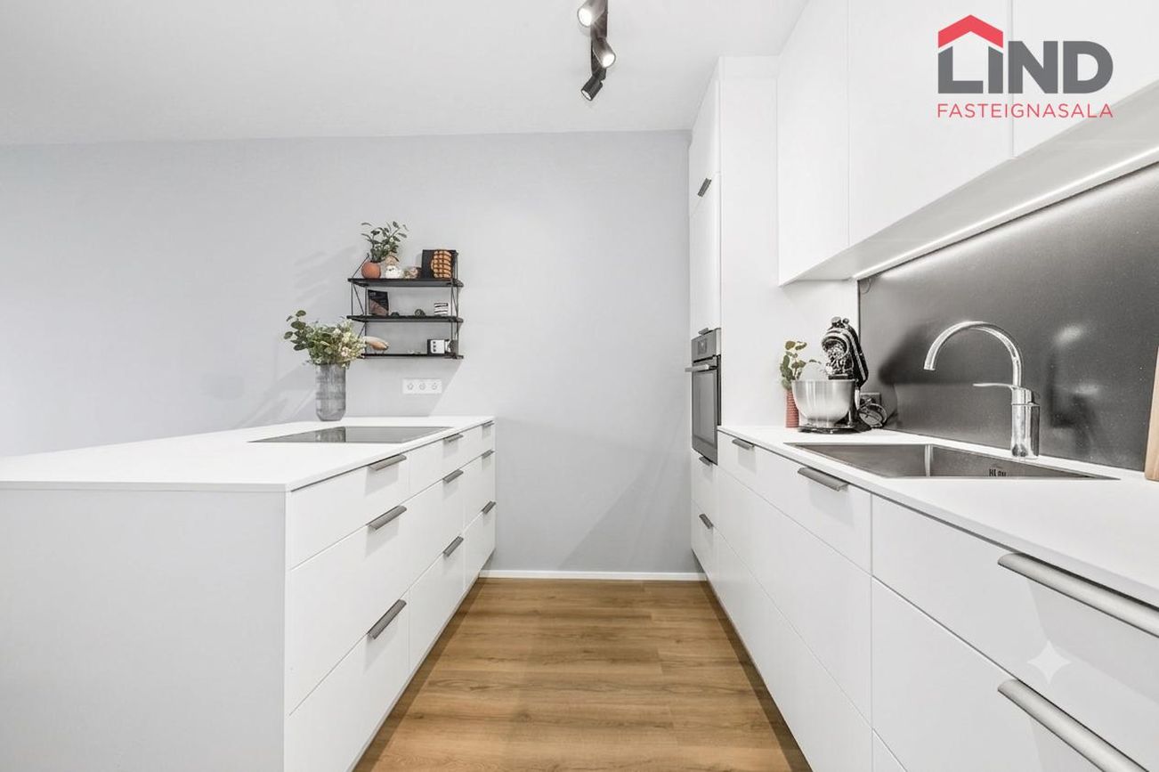 Hafnarbraut 12A - 0111, 200 Kópavogur
