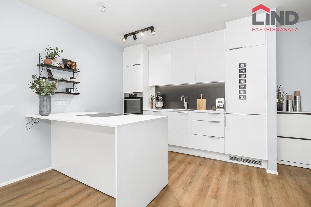 Hafnarbraut 12A - 0111, 200 Kópavogur