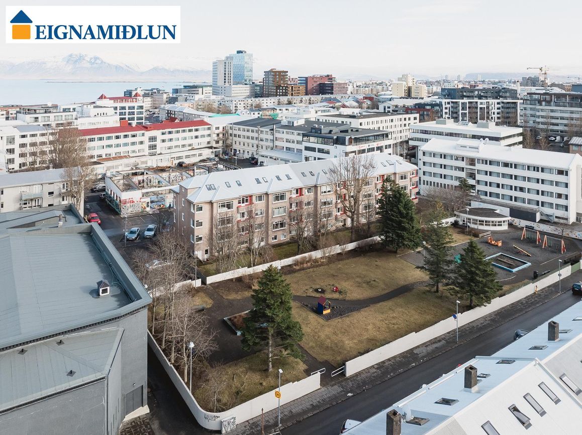 Grettisgata 94, 105 Reykjavík