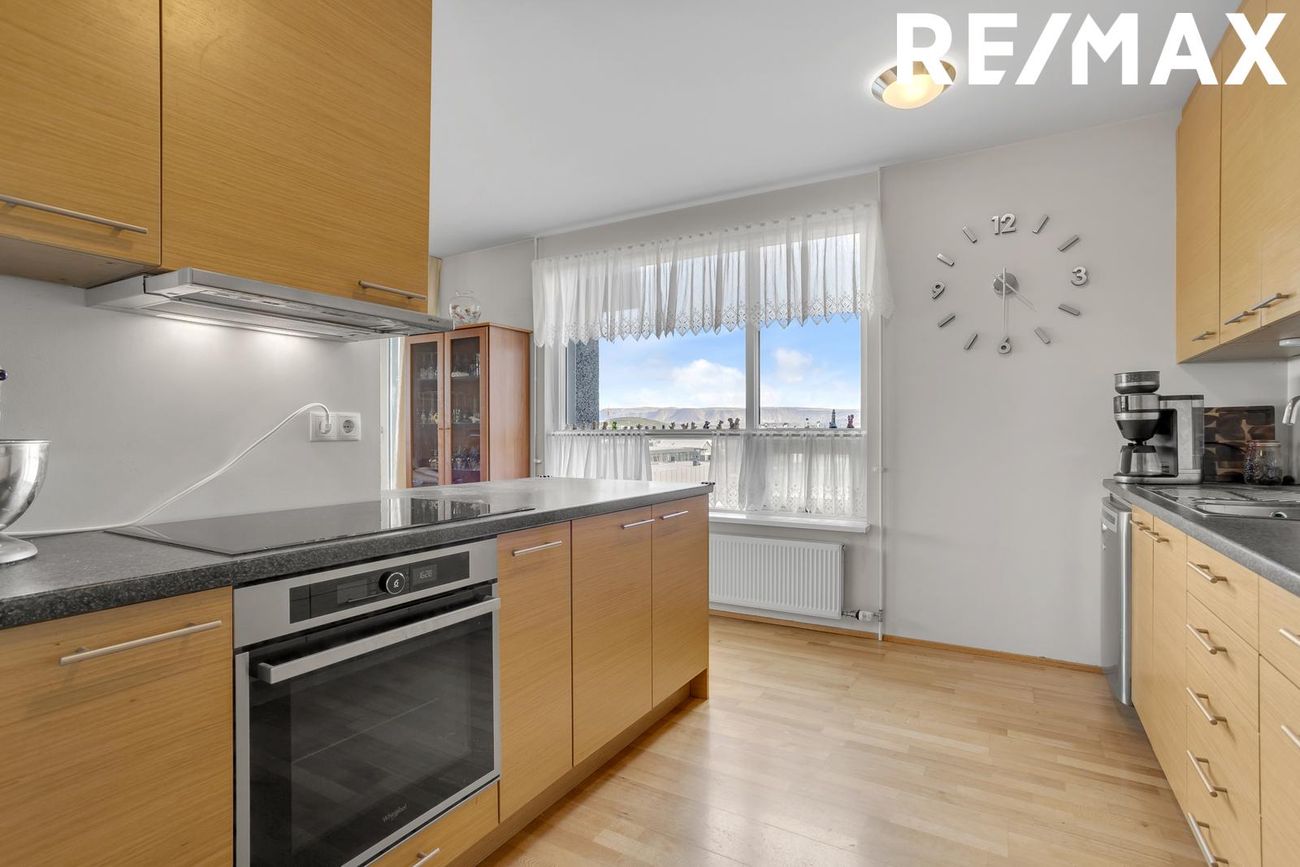 Drekavellir 18, 221 Hafnarfjörður