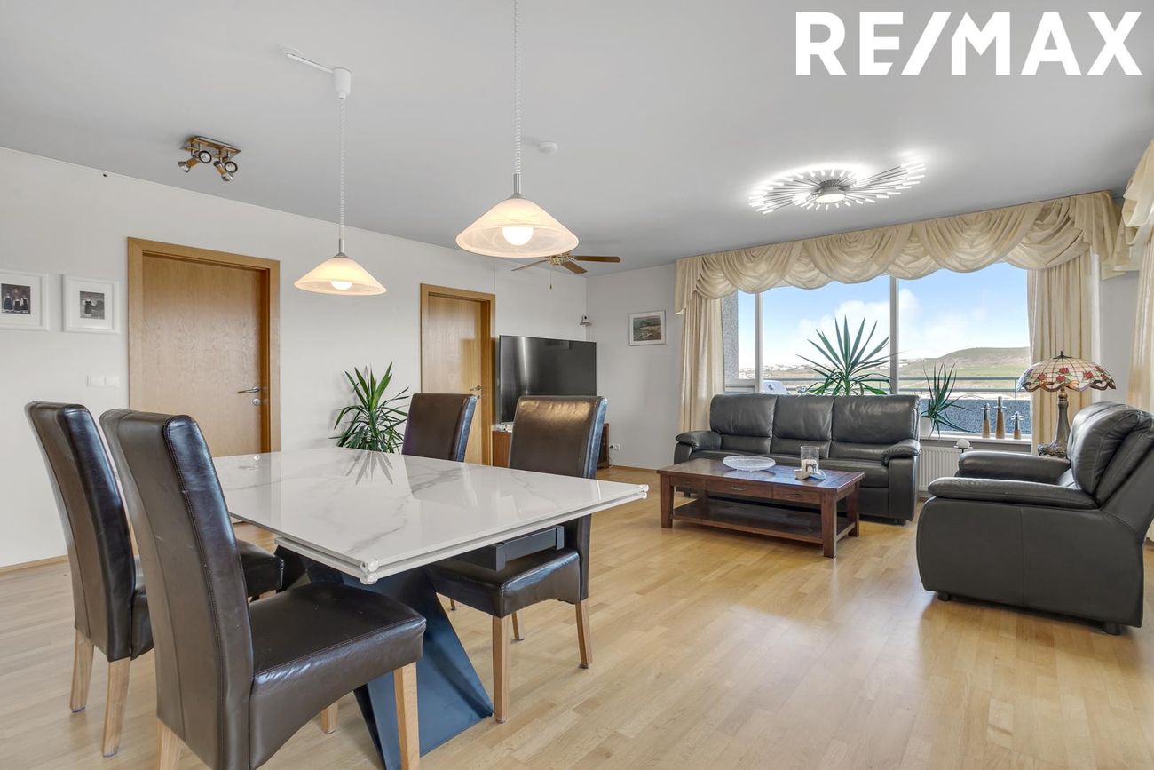 Drekavellir 18, 221 Hafnarfjörður