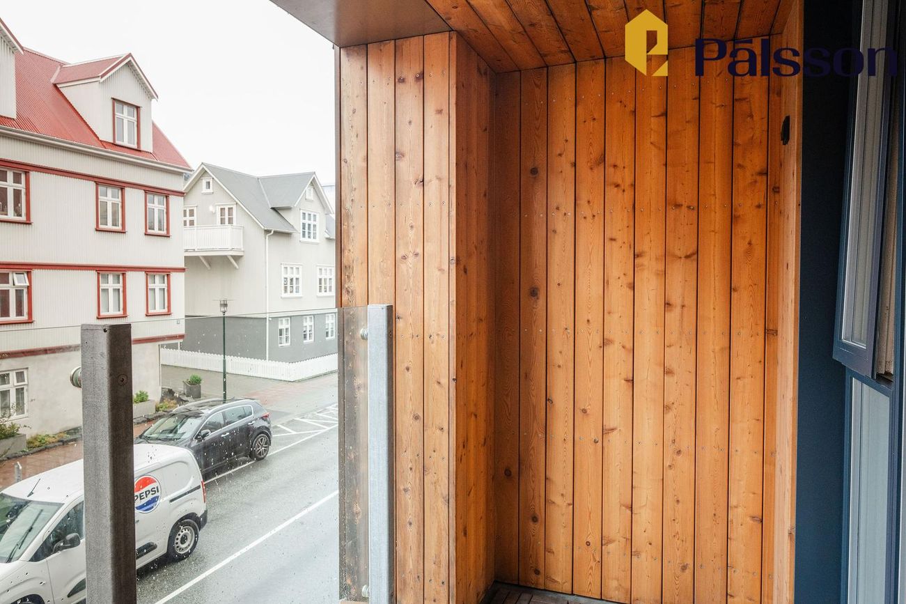 Hverfisgata 85 - 0211, 101 Reykjavík