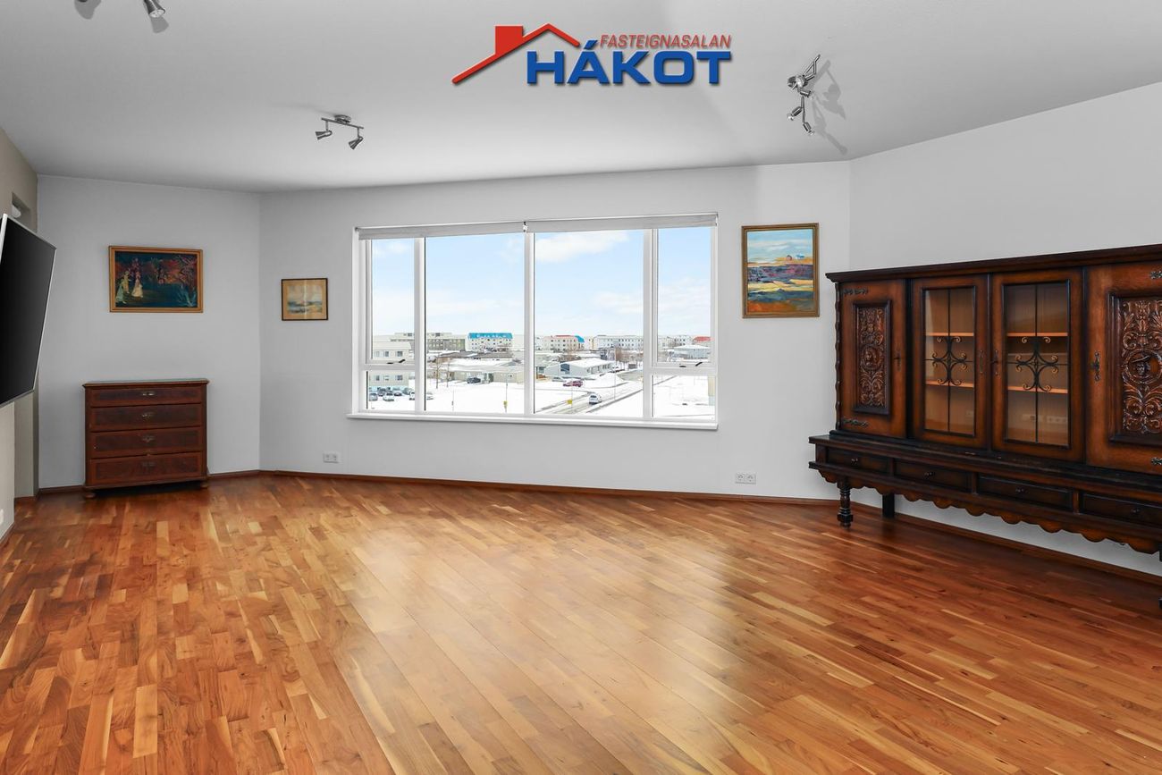 Hagaflöt 11 - 0504, 300 Akranes