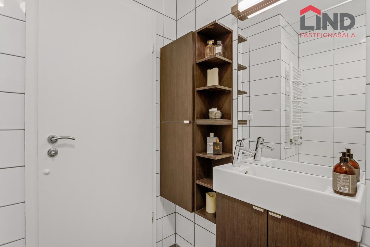 Kleppsvegur 58, 104 Reykjavík