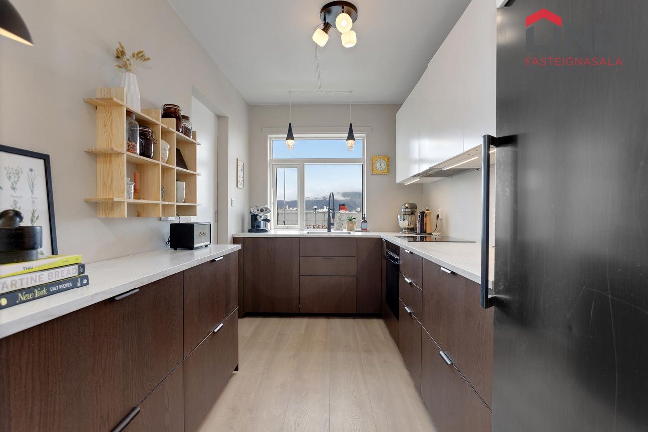Kleppsvegur 58, 104 Reykjavík