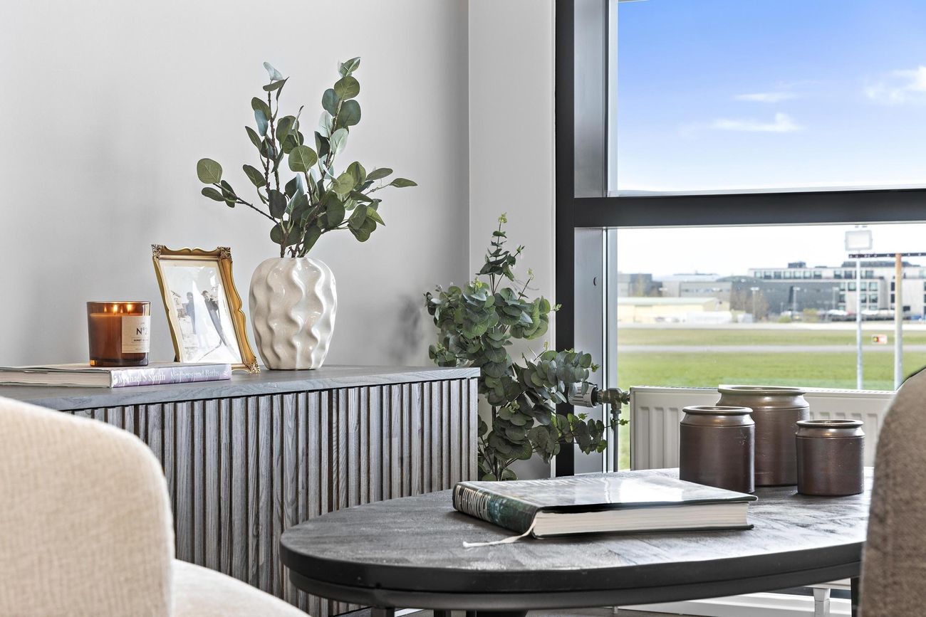 Valshlíð 5, 102 Reykjavík