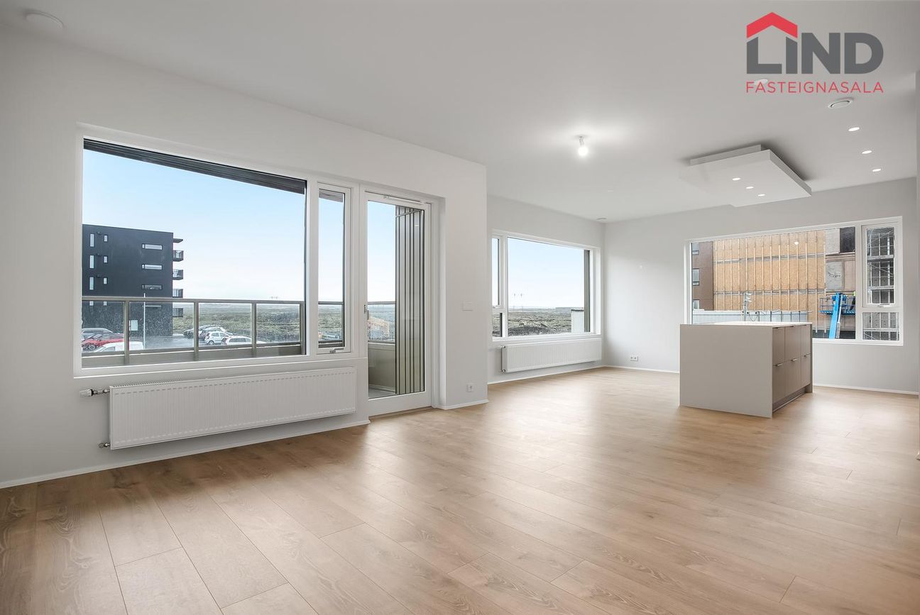 Áshamar 50 - 0201, 221 Hafnarfjörður