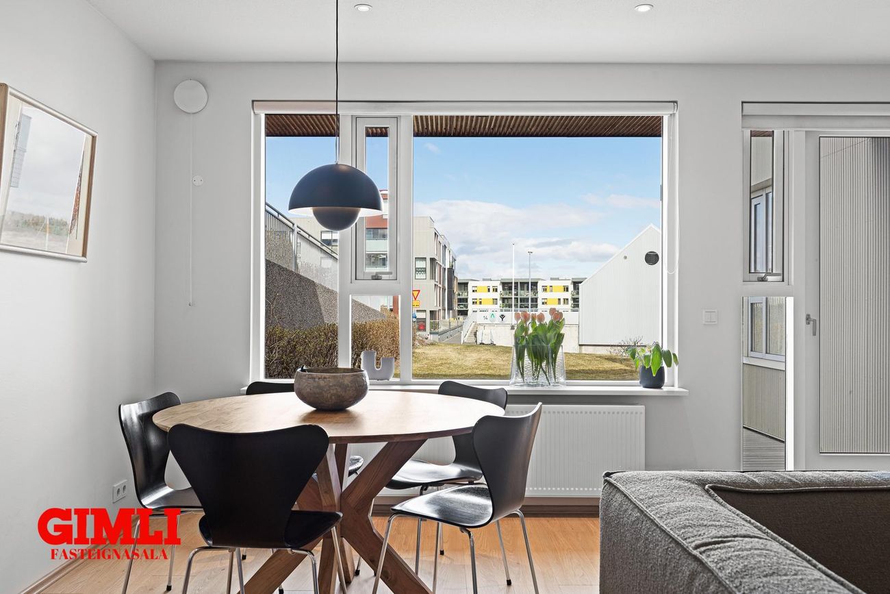 Naustavör 2, 200 Kópavogur