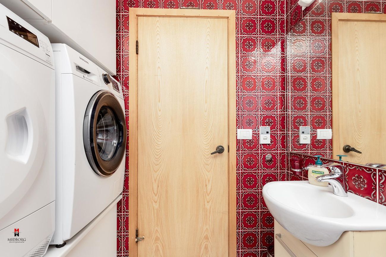 Hagamelur 52, 107 Reykjavík