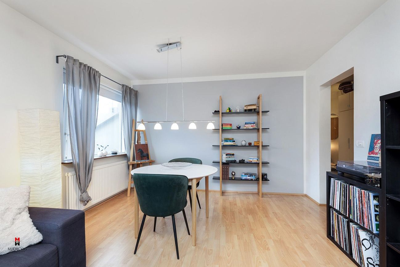 Hagamelur 52, 107 Reykjavík