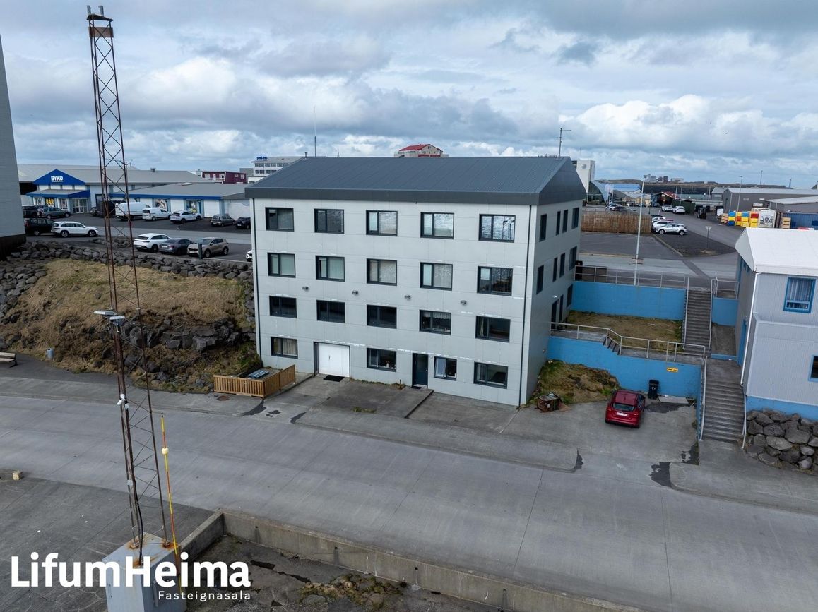 Víkurbraut 13 - 0101, 230 Reykjanesbær