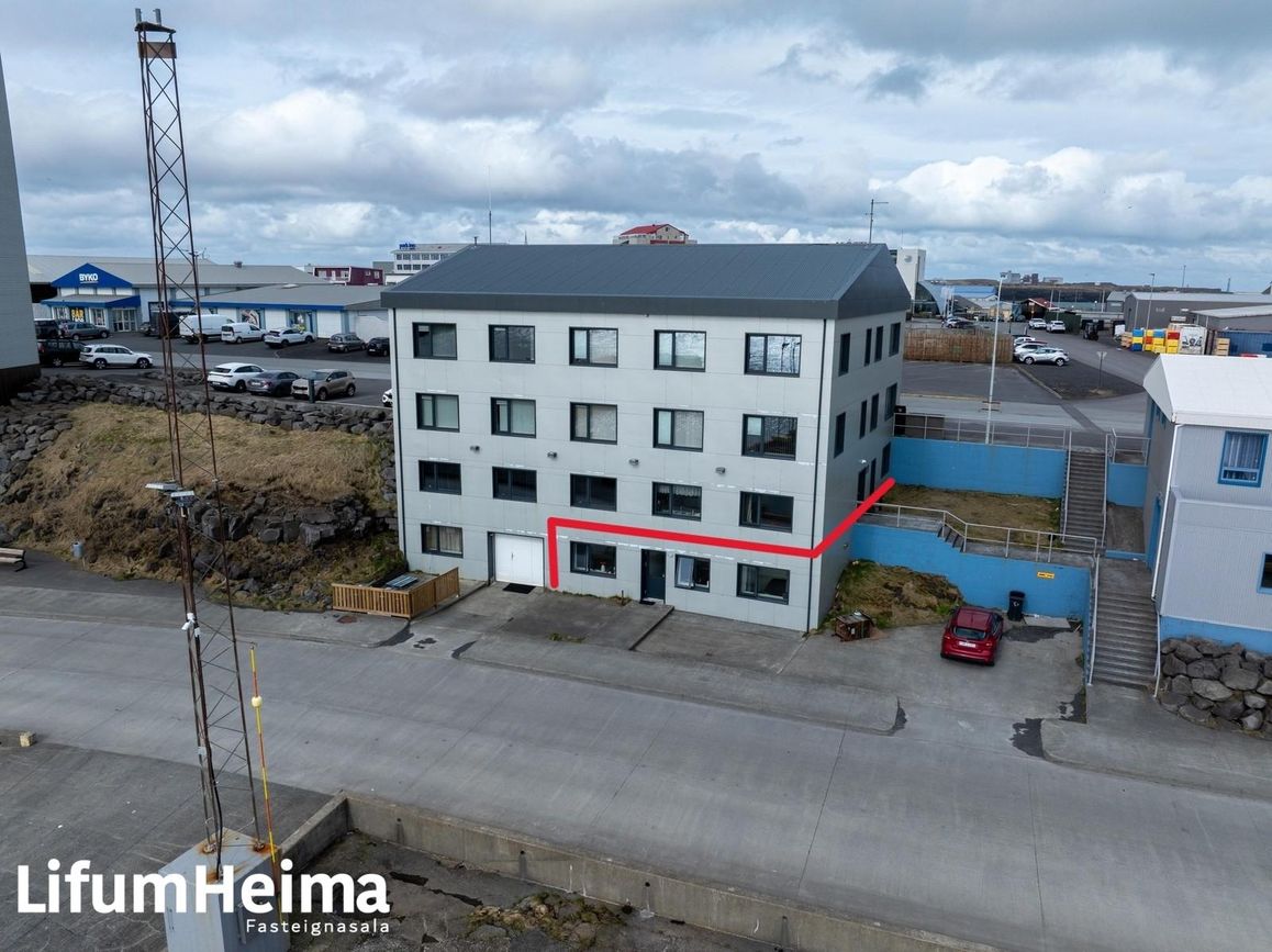 Víkurbraut 13 - 0101, 230 Reykjanesbær