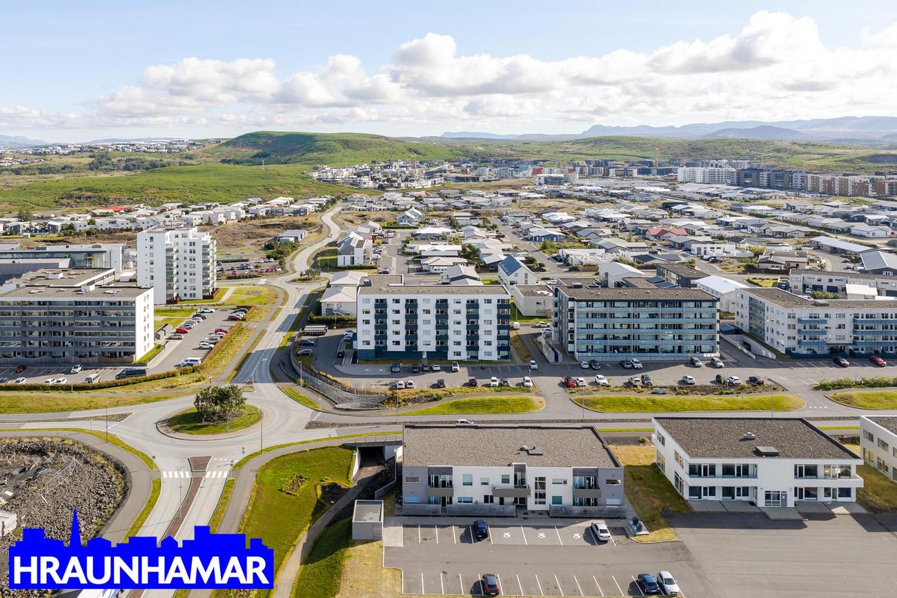 Eskivellir 11, 221 Hafnarfjörður