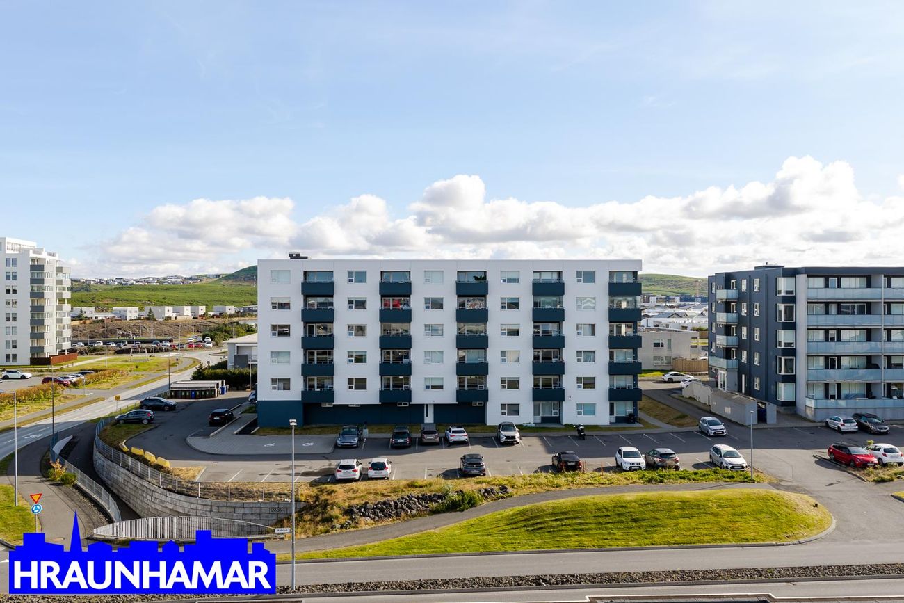 Eskivellir 11, 221 Hafnarfjörður