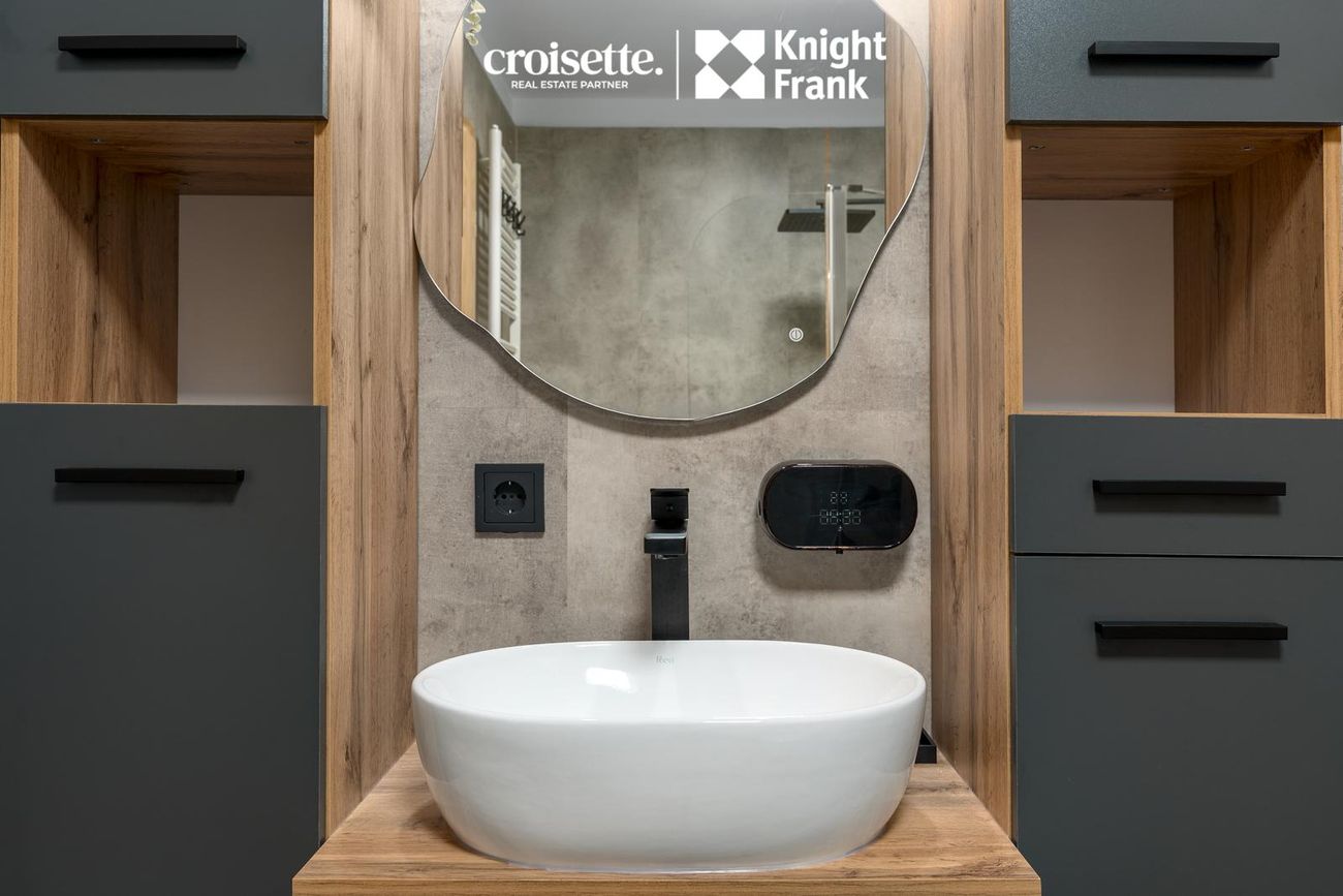 Flatahraun 1, 220 Hafnarfjörður