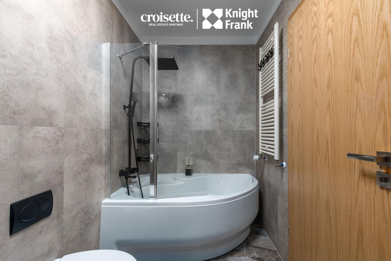 Flatahraun 1, 220 Hafnarfjörður