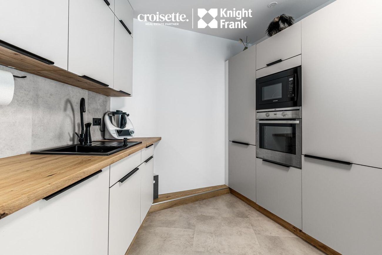 Flatahraun 1, 220 Hafnarfjörður