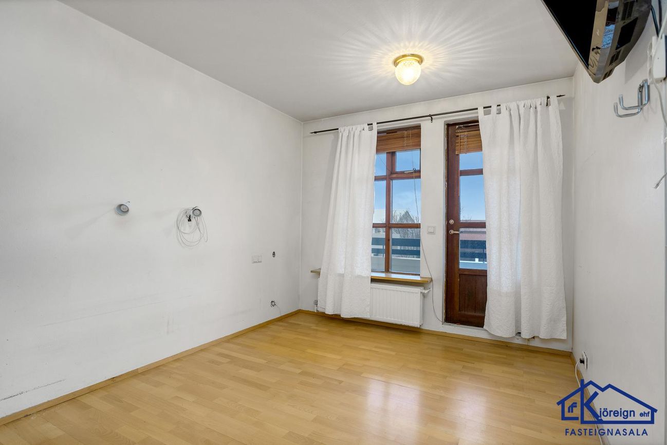 Fiskakvísl 13, 110 Reykjavík