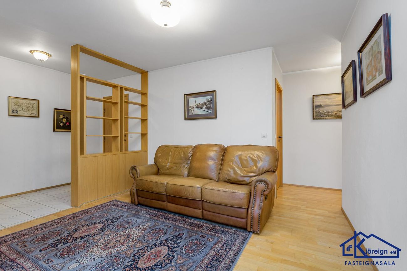 Fiskakvísl 13, 110 Reykjavík