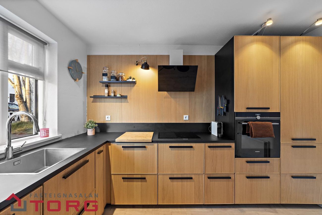 Kambsvegur 23 - 0101, 104 Reykjavík