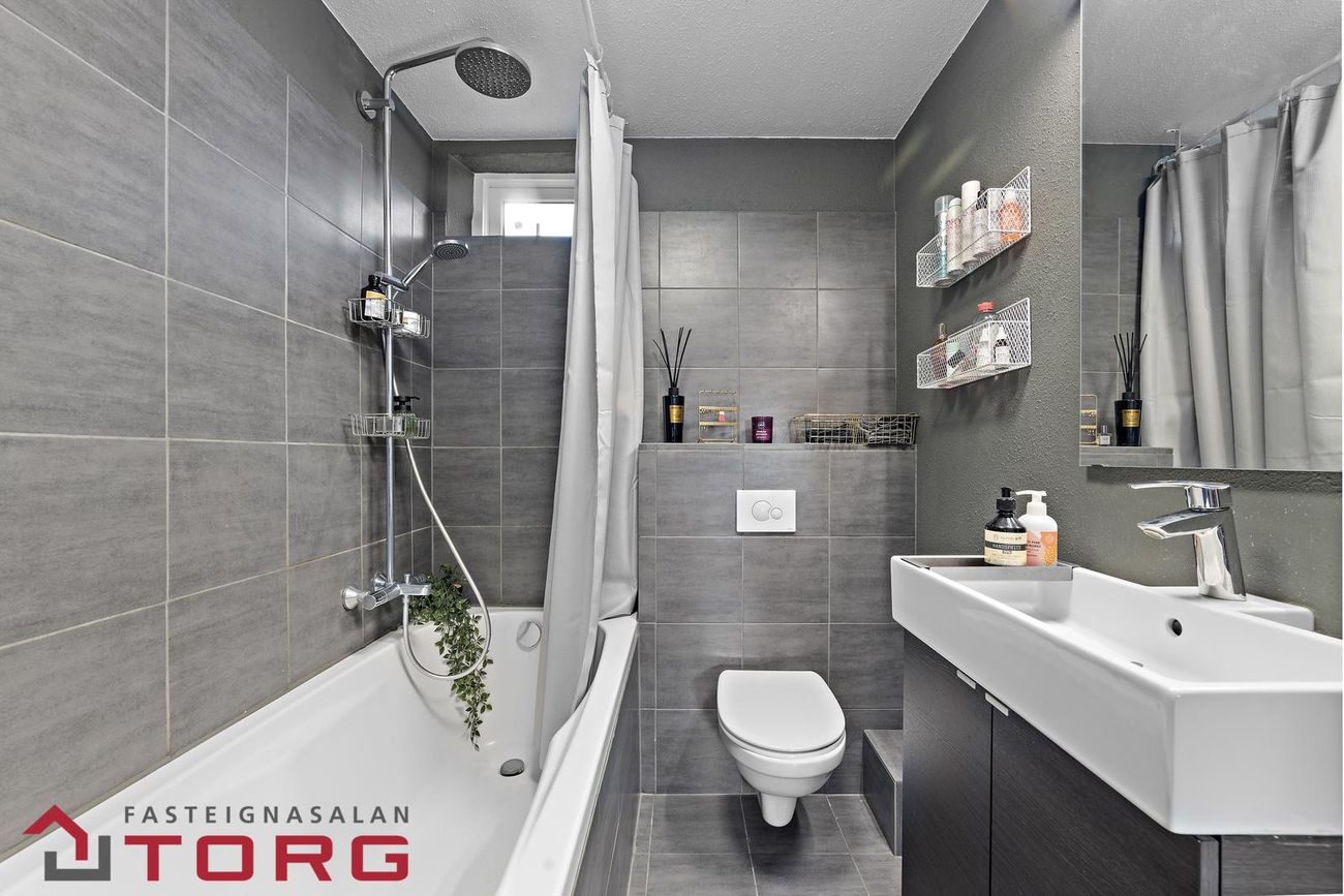 Kambsvegur 23 - 0101, 104 Reykjavík