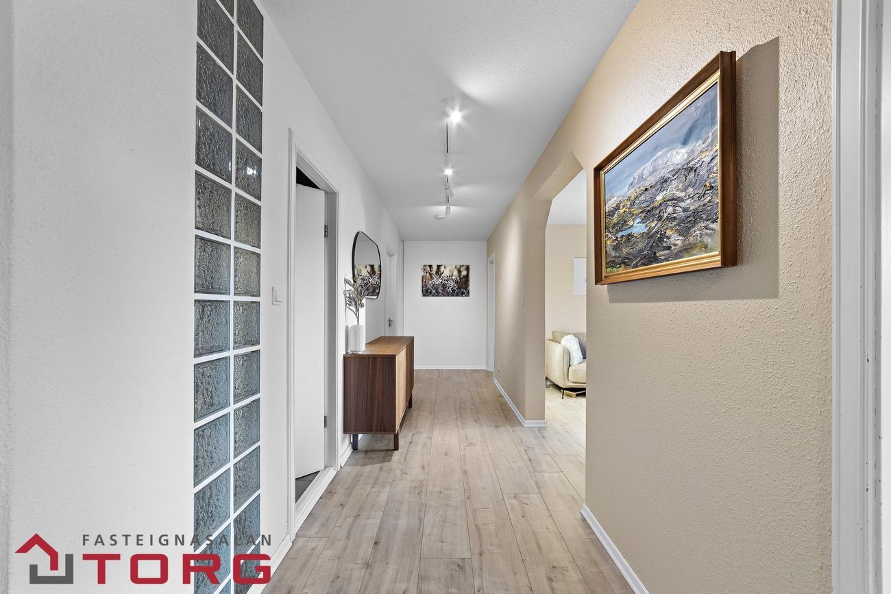 Kambsvegur 23 - 0101, 104 Reykjavík